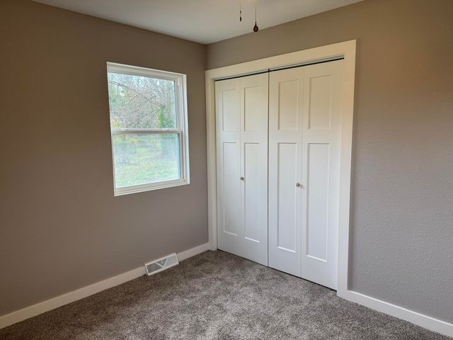 1102 Sapp Street, Cassville, MO 65625