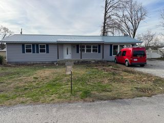 1102 Sapp Street, Cassville, MO 65625