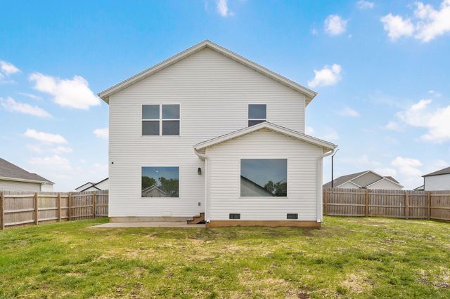 571 S Caroline Avenue, Republic, MO 65738