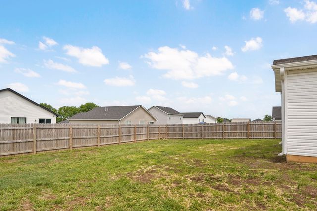 571 S Caroline Avenue, Republic, MO 65738