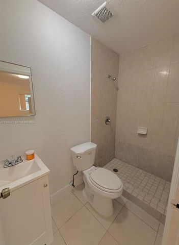 2099 NW 26th Ave 1-c, Fort Lauderdale, FL 33311