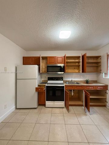 2099 NW 26th Ave 1-c, Fort Lauderdale, FL 33311