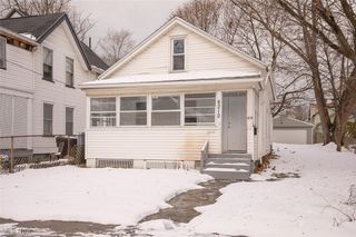 6210 Pear Avenue, Cleveland, OH 44102
