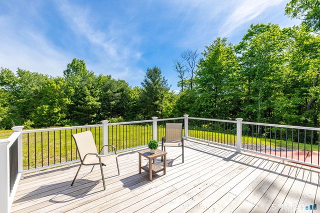 86 Winchester Road, New Hartford, CT 06057
