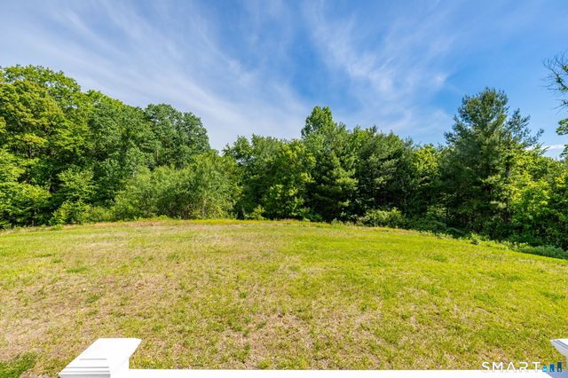 86 Winchester Road, New Hartford, CT 06057