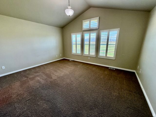 2444 N HOODED CRANE CIR, Clinton, UT 84015