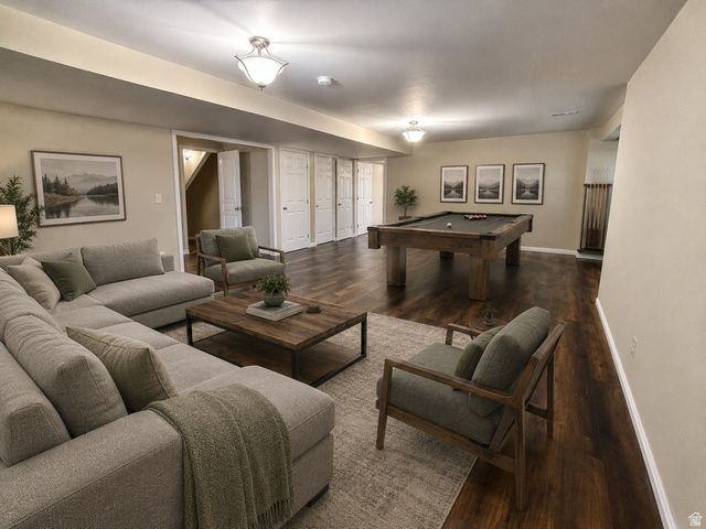 2444 N HOODED CRANE CIR, Clinton, UT 84015