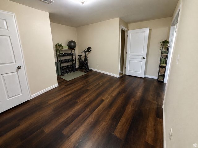 2444 N HOODED CRANE CIR, Clinton, UT 84015