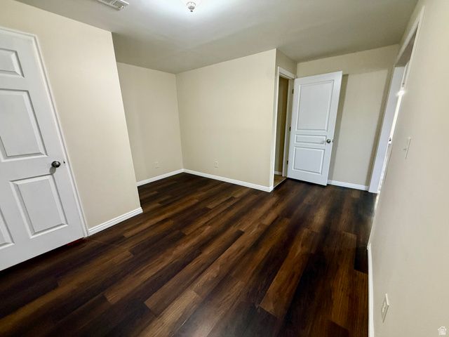 2444 N HOODED CRANE CIR, Clinton, UT 84015