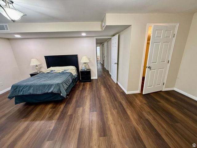 2444 N HOODED CRANE CIR, Clinton, UT 84015