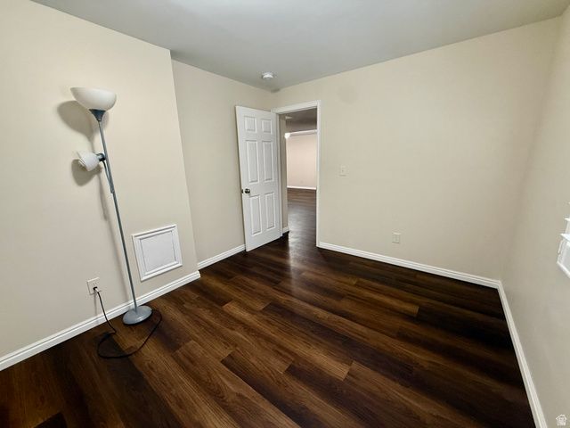 2444 N HOODED CRANE CIR, Clinton, UT 84015