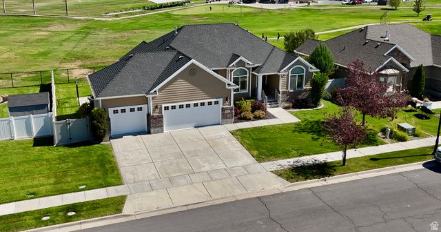 2444 N HOODED CRANE CIR, Clinton, UT 84015