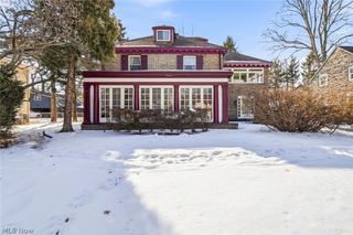 10111 Edgewater Drive, Cleveland, OH 44102