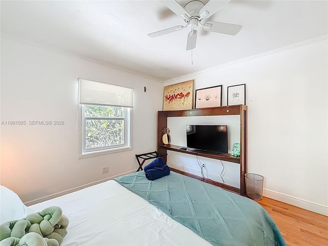 1419 NE 4th Ct, Fort Lauderdale, FL 33301