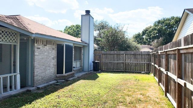10070 Green Valley Lane, Houston, TX 77064