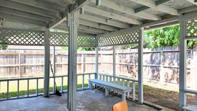 10070 Green Valley Lane, Houston, TX 77064