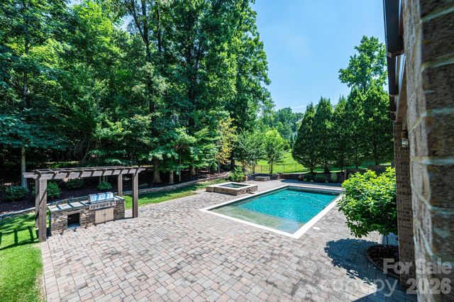 2317 Sommerton Glen, Fort Mill, SC 29707