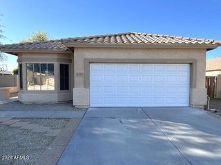 6347 W HILTON Avenue, Phoenix, AZ 85043