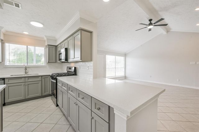 1819 Wood Orchard Drive, Missouri City, TX 77489