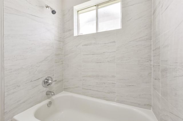 1819 Wood Orchard Drive, Missouri City, TX 77489