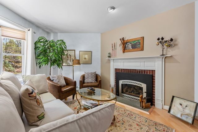 266 Poverty Ln Unit 3A, Lebanon, NH 03766