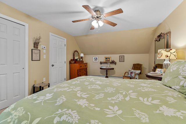 266 Poverty Ln Unit 3A, Lebanon, NH 03766