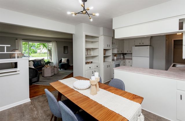 715 Maple Street, Waukee, IA 50263