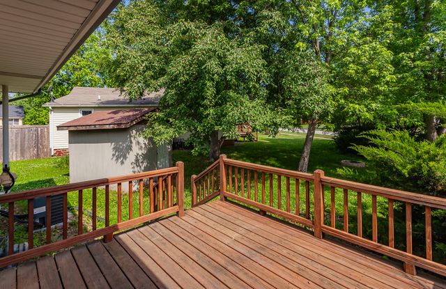 715 Maple Street, Waukee, IA 50263