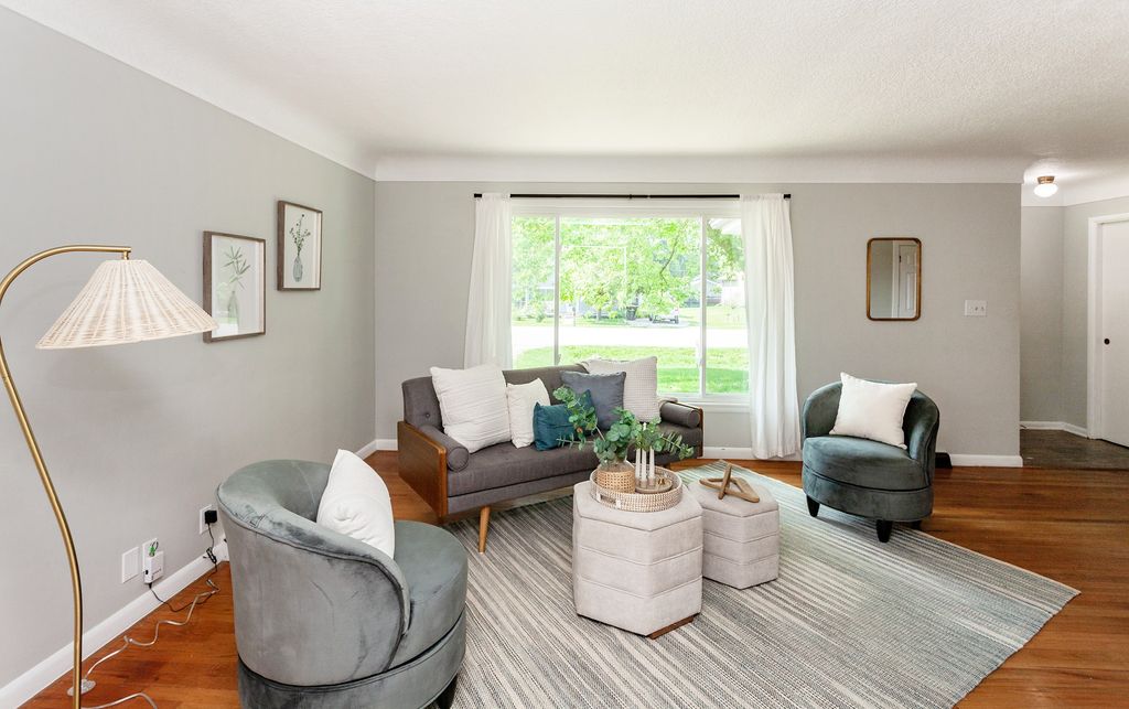 715 Maple Street, Waukee, IA 50263
