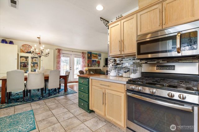 1284 Nimitz Drive, Coupeville, WA 98239