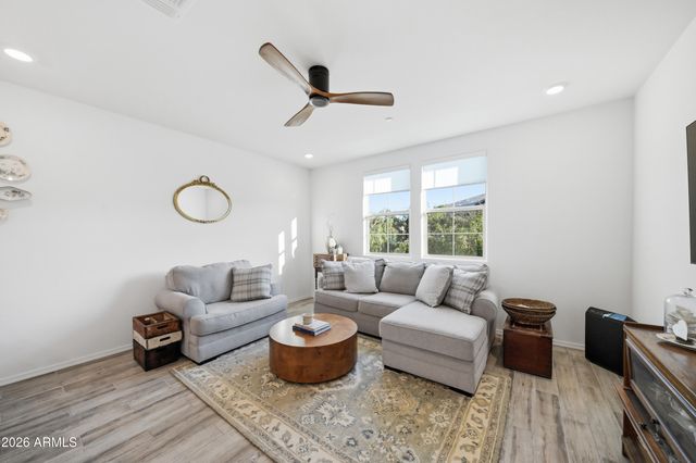 1917 E HAMPTON Lane 106, Gilbert, AZ 85295