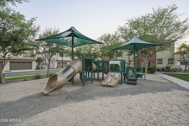 1917 E HAMPTON Lane 106, Gilbert, AZ 85295