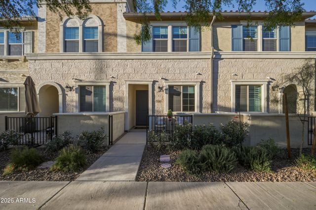 1917 E HAMPTON Lane 106, Gilbert, AZ 85295