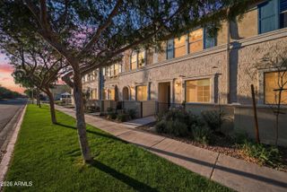 1917 E HAMPTON Lane 106, Gilbert, AZ 85295