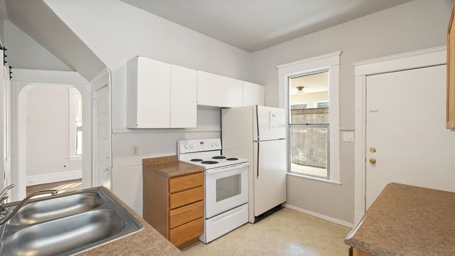 2621 W Dean Ave, Spokane, WA 99201