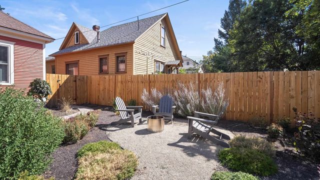 2621 W Dean Ave, Spokane, WA 99201