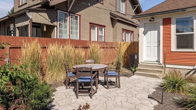2621 W Dean Ave, Spokane, WA 99201
