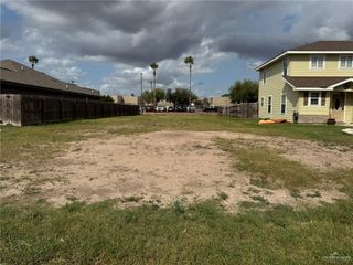 925 6th Street, Mercedes, TX 78570