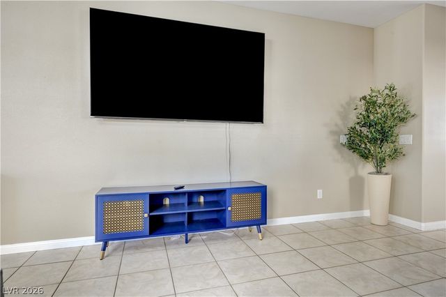 268 Copper Glow Court, Henderson, NV 89074