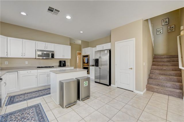 268 Copper Glow Court, Henderson, NV 89074