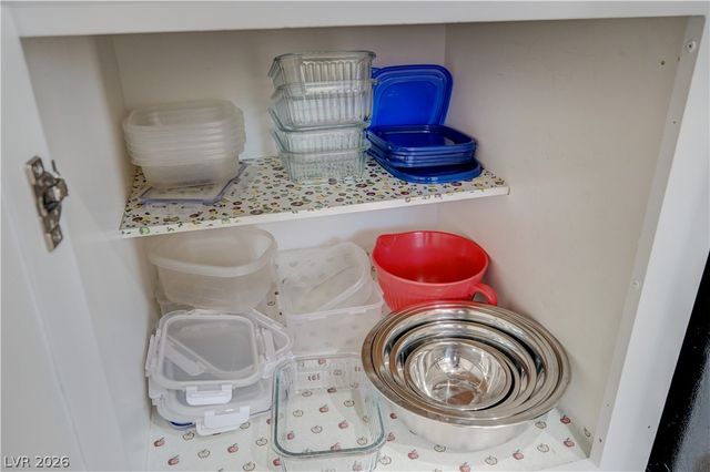 268 Copper Glow Court, Henderson, NV 89074