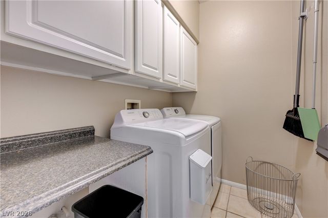 268 Copper Glow Court, Henderson, NV 89074