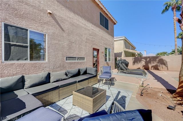 268 Copper Glow Court, Henderson, NV 89074