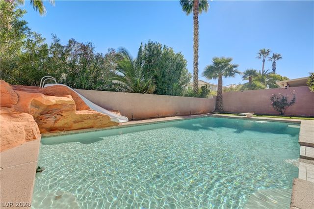 268 Copper Glow Court, Henderson, NV 89074