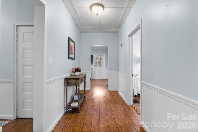 23 Maxwell Road, Asheville, NC 28805