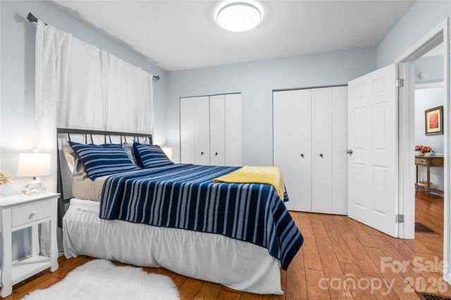 23 Maxwell Road, Asheville, NC 28805