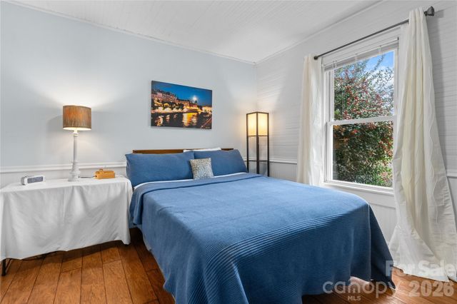 23 Maxwell Road, Asheville, NC 28805