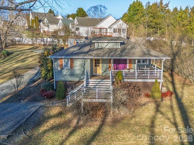 23 Maxwell Road, Asheville, NC 28805