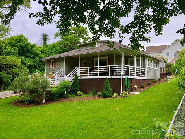 23 Maxwell Road, Asheville, NC 28805