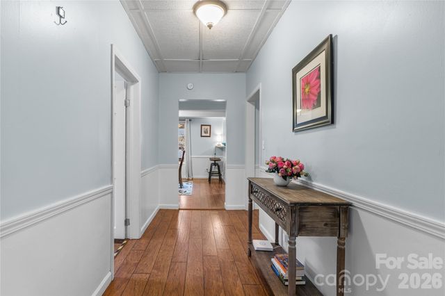 23 Maxwell Road, Asheville, NC 28805